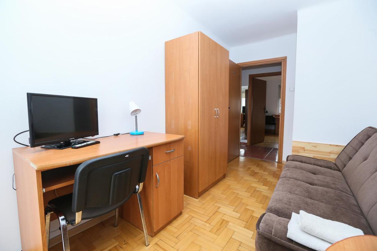 Pokoje Goscinne Częstochowa Exterior foto